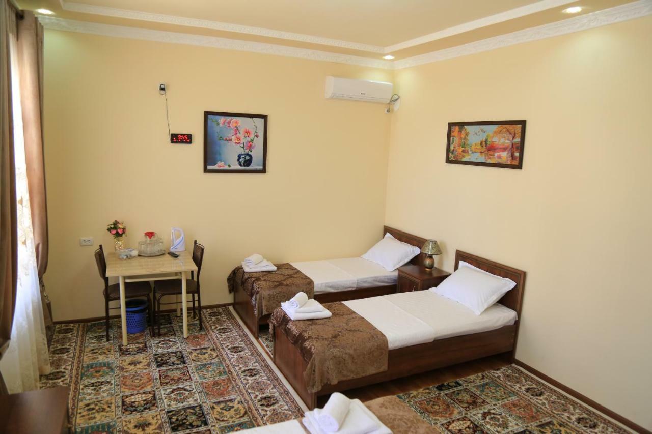 Nihol Hotel Samarkand Exterior foto